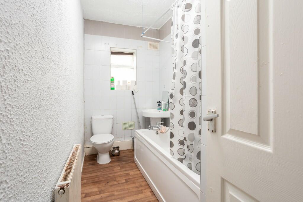 Additional image 4 of Cambridge Street, Bradford, BD7