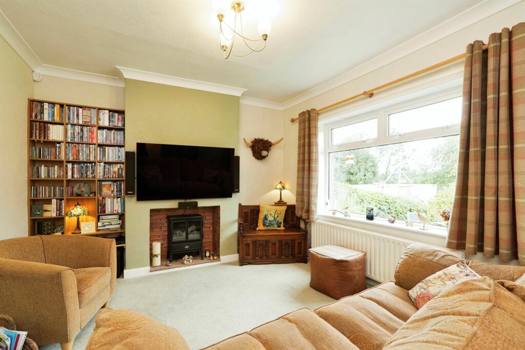 Additional image 4 of Hill Top Road, Hainworth, Keighley