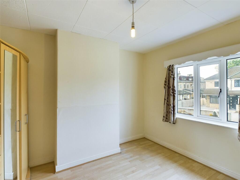 Additional image 4 of Como Drive, Bradford, West Yorkshire, BD8