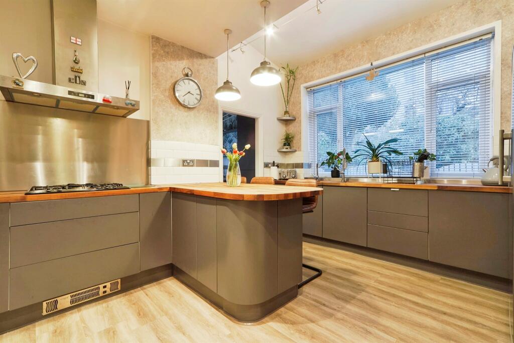 Additional image 5 of High Spring Road, Keighley