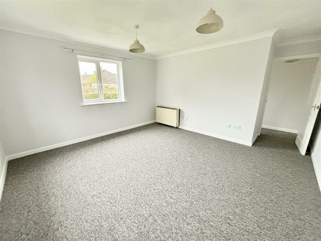 Additional image 11 of Lulworth Close, Hamworthy
