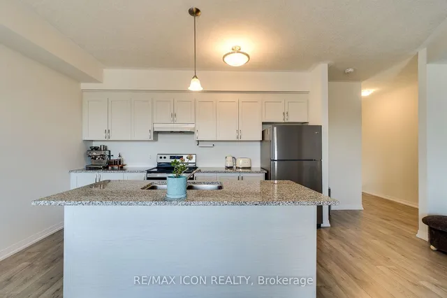 Additional image 15 of 261 Woodbine Ave Unit 68