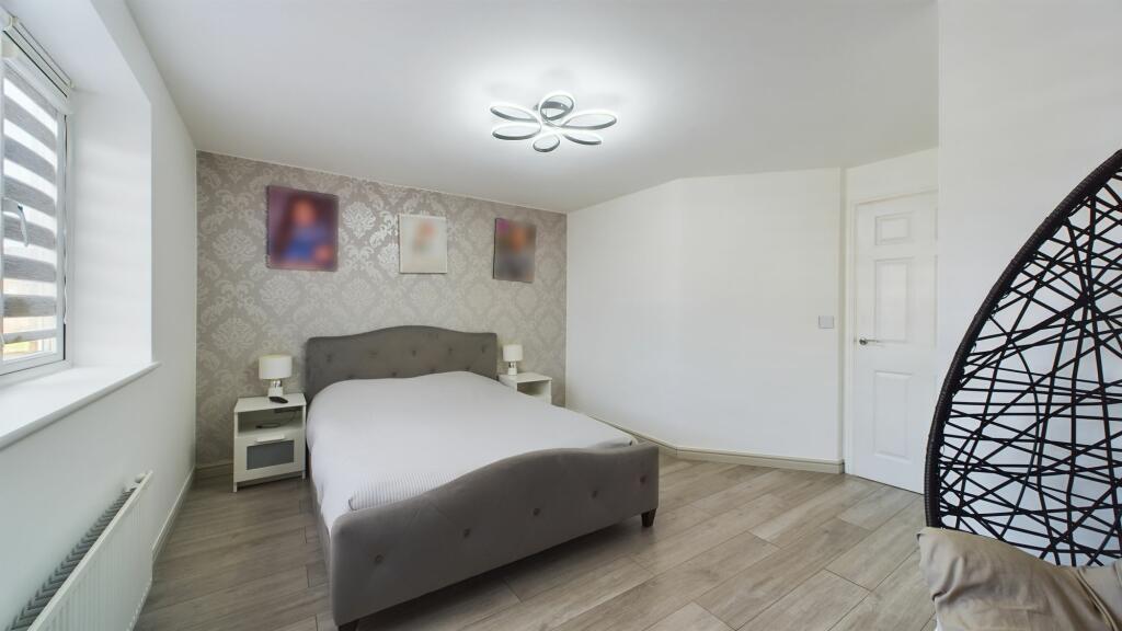 Additional image 9 of Pear Tree Close, Bradford, BD6