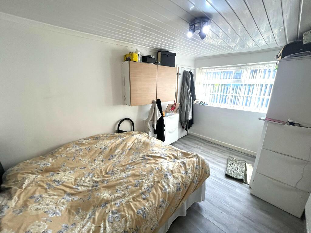 Additional image 10 of Shay Crescent, Bradford