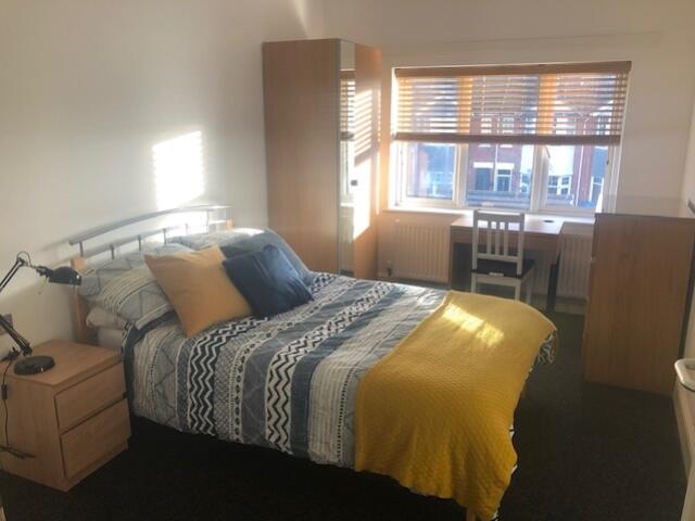 Bournemouth Road, Poole, Dorset, BH14