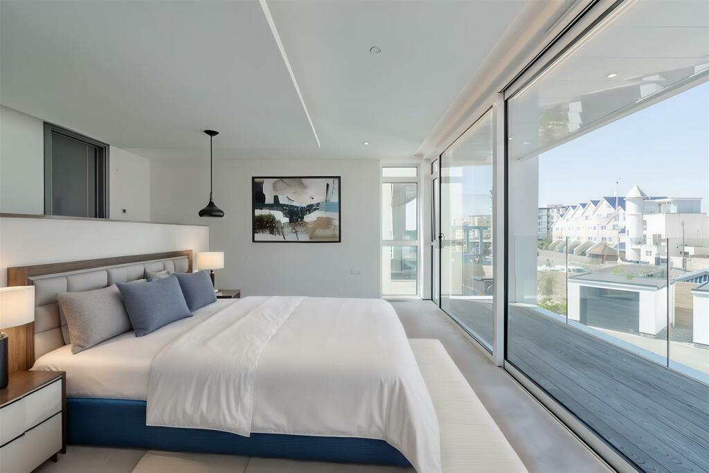 Additional image 15 of Salterns Way, Lilliput