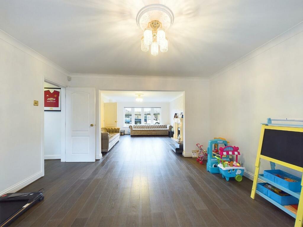 Additional image 9 of Kellymoor Walk, Idle