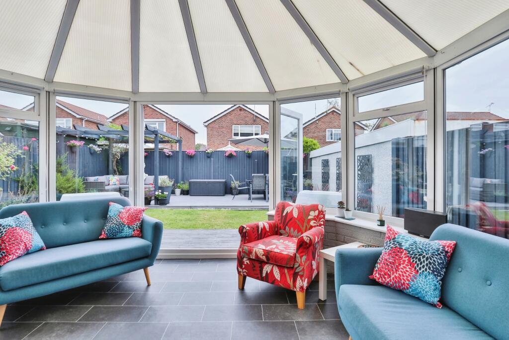 Additional image 8 of Rowbarrow Close, Poole, Dorset, BH17