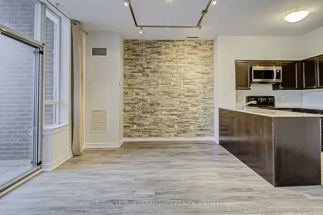 Additional image 8 of 2772 Keele St Unit 101