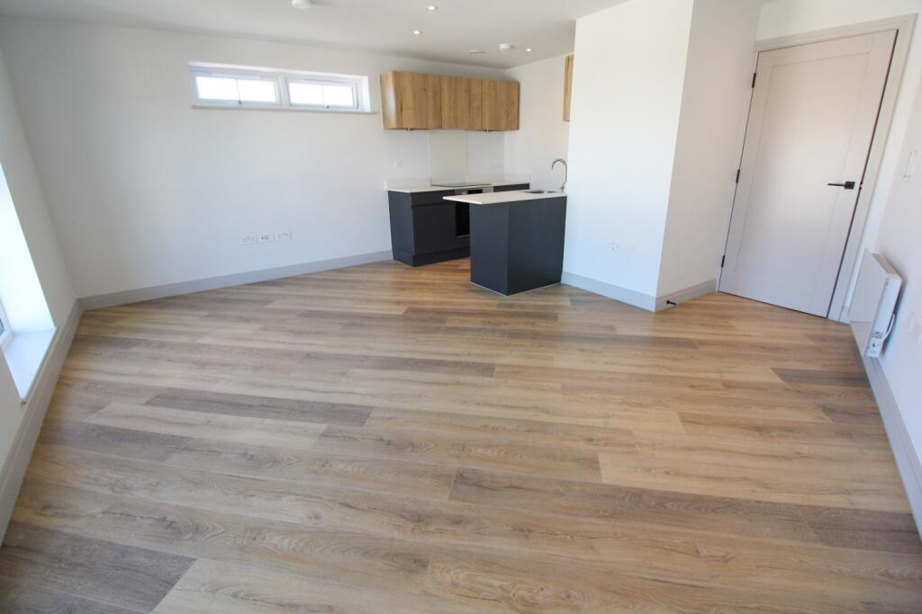 Additional image 4 of The Cosmopolitan, Commercial Road, Lower Parkstone