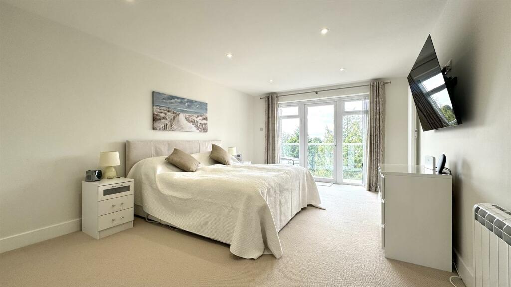 Additional image 5 of Western Road, Branksome Park