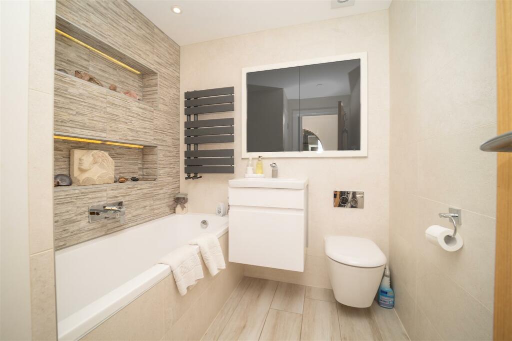 Additional image 17 of Banks Road, Sandbanks