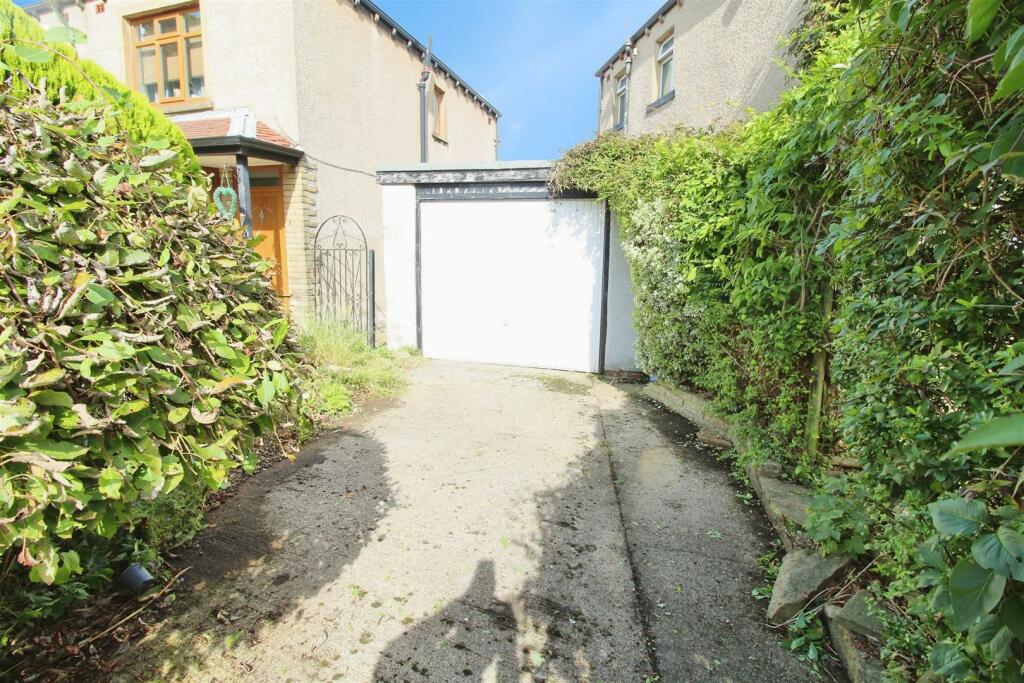 Additional image 14 of Briarwood Crescent, Bradford, BD6 1SD