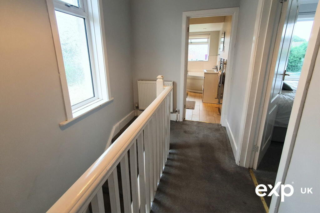 Additional image 15 of Walking Distance of Hamworthy Park / Sea Front - Family Home with South Facing Garden