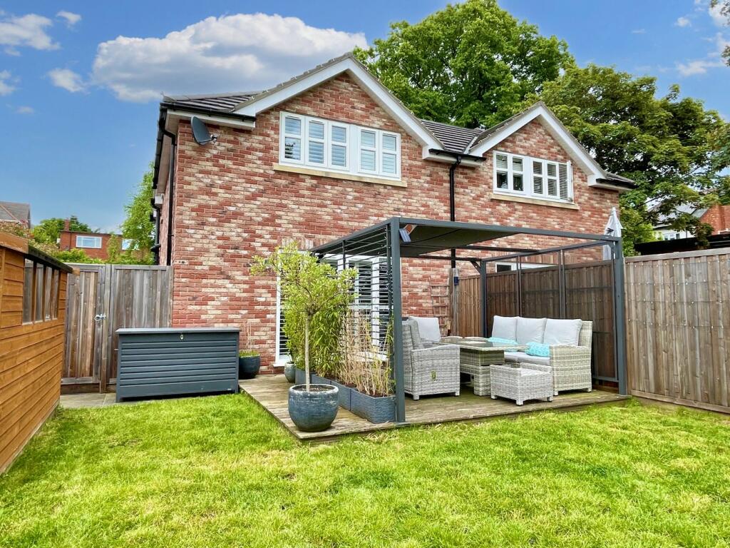 Additional image 2 of Robin Cottage, Glenair Avenue, Lower Parkstone , BH14