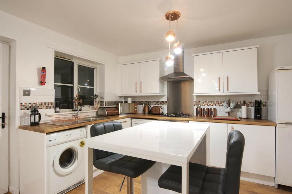 Additional image 4 of Dovesdale Road, Bradford