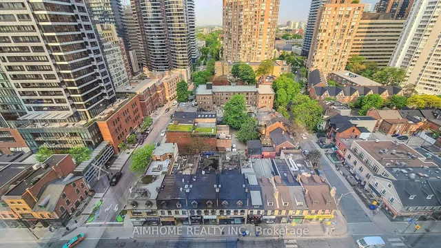 Additional image 37 of 1 Gloucester St Unit 1816