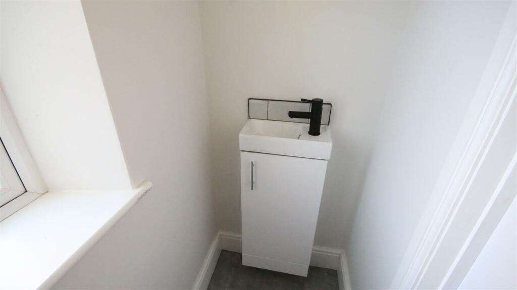 Additional image 11 of Oakleigh Road, Clayton, Bradford