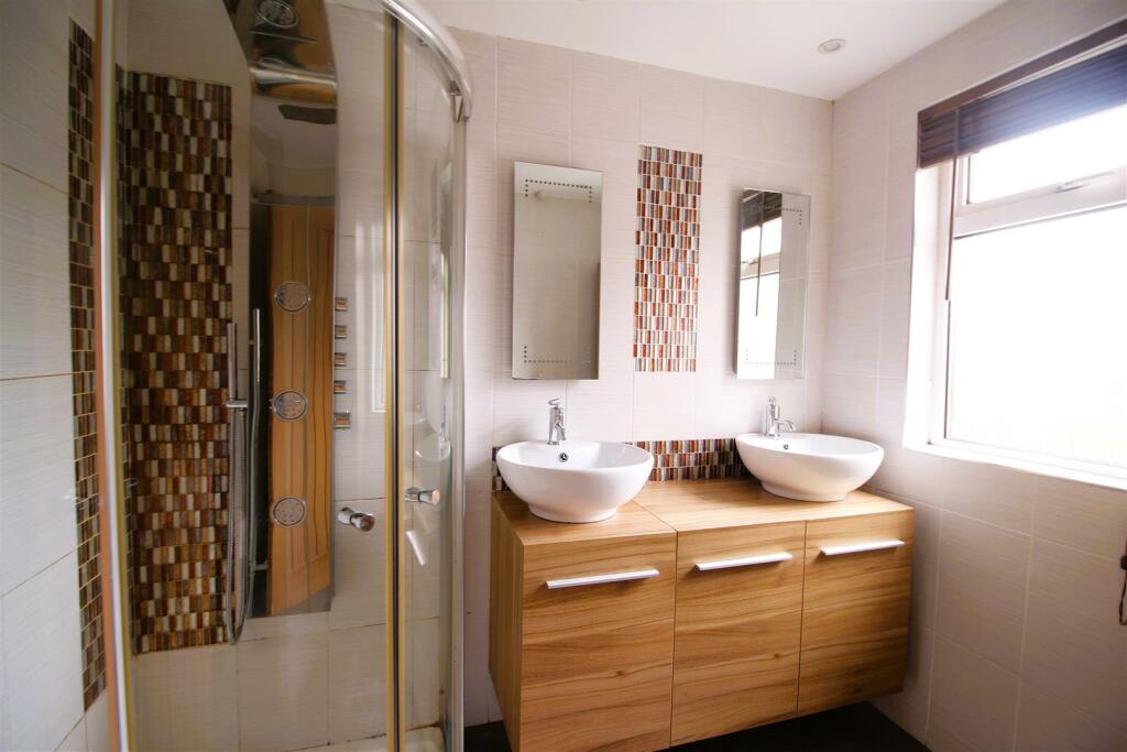 Additional image 16 of Laithe Road, Bradford