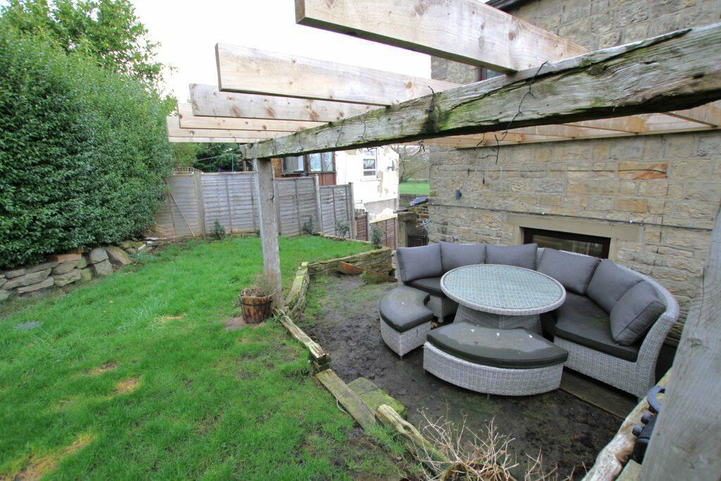 Additional image 16 of 3 Bedroom House for Sale – 61 Gilstead Lane, Gilstead, Bingley, BD16 3NL