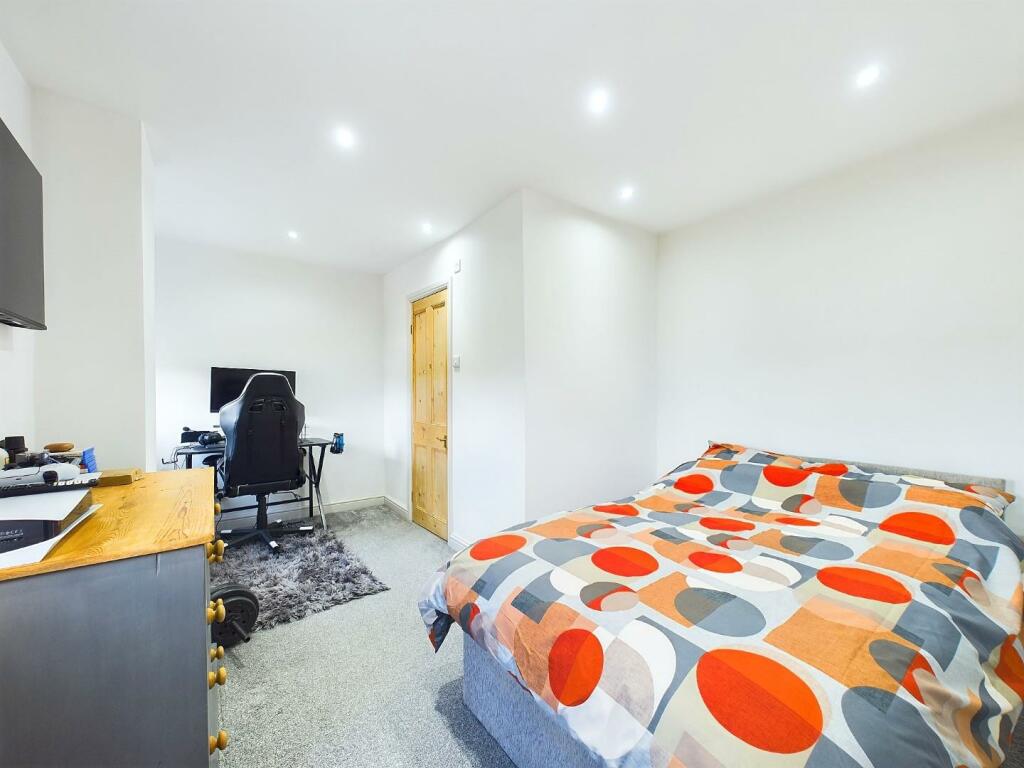 Additional image 5 of Otley Road, Eldwick, Bingley