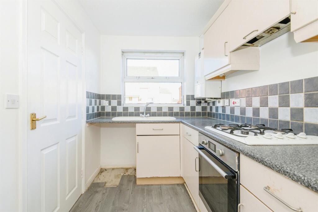 Additional image 5 of Churn Drive, Bradford