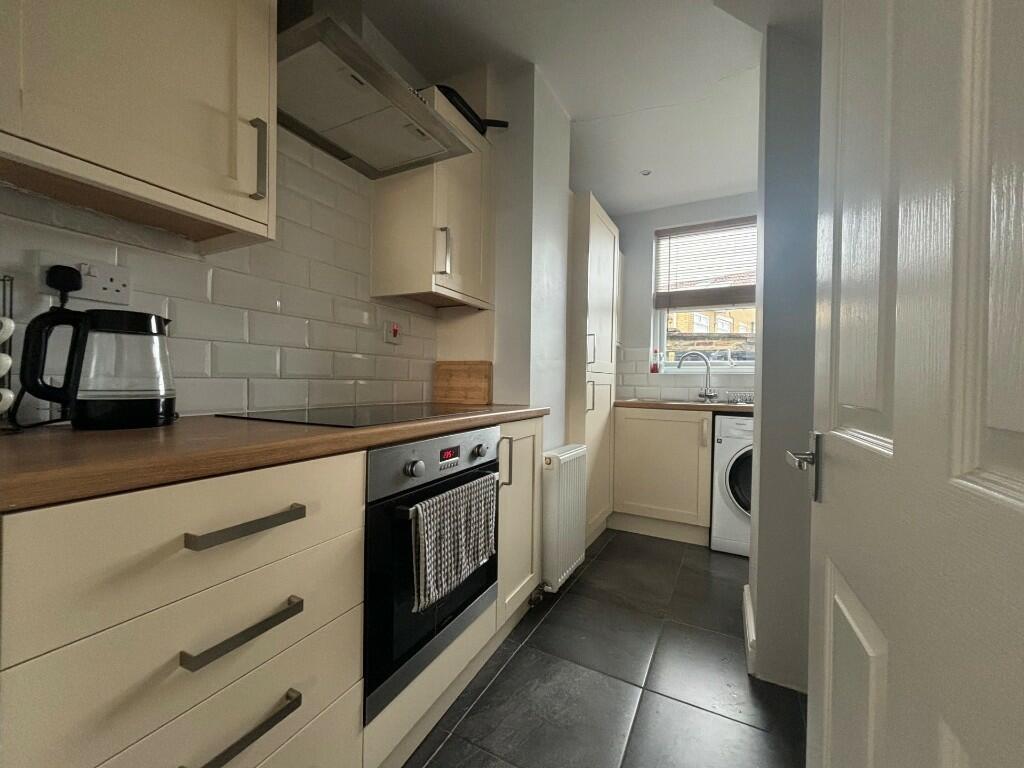 Additional image 4 of Crooke Lane, BD15