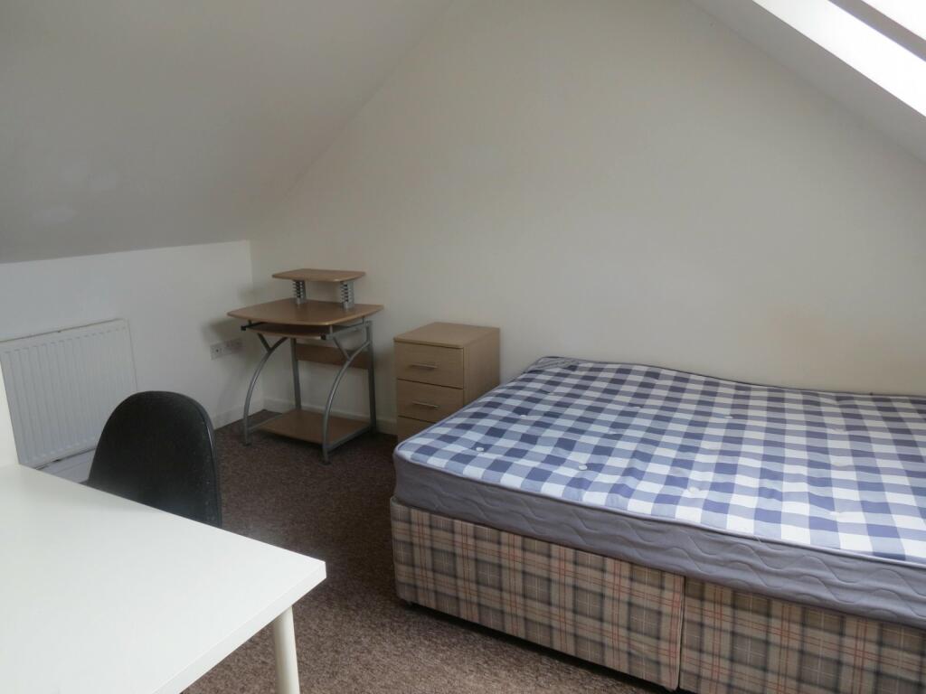 Additional image 8 of 4 bedroom Semi Detached House in Ensbury Park