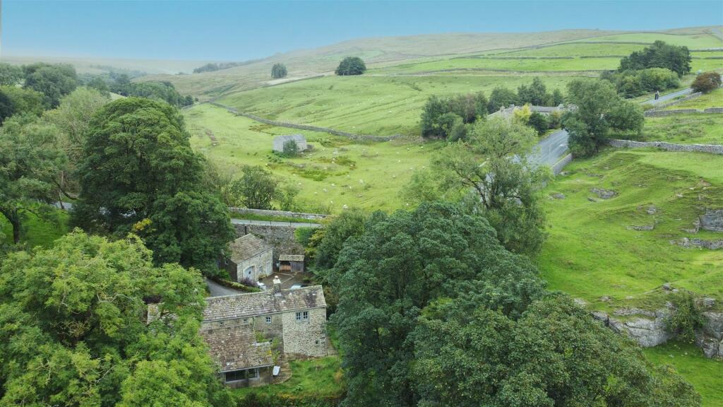 Additional image 59 of Dibbles Bridge Cottage and Annexe, Hartlington, Skipton