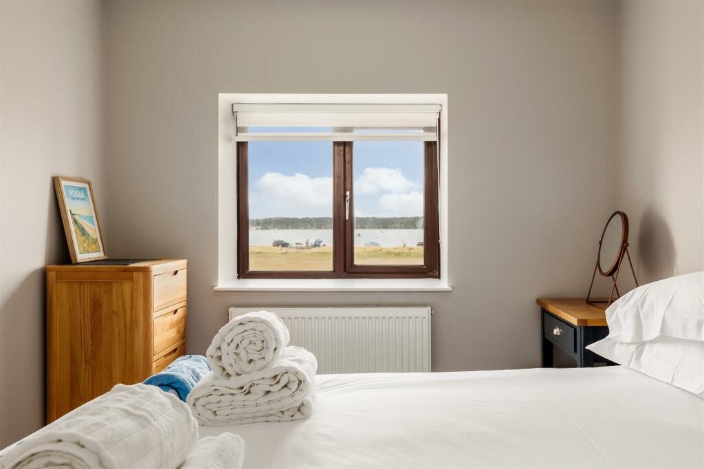 Additional image 10 of Labrador Drive, Poole