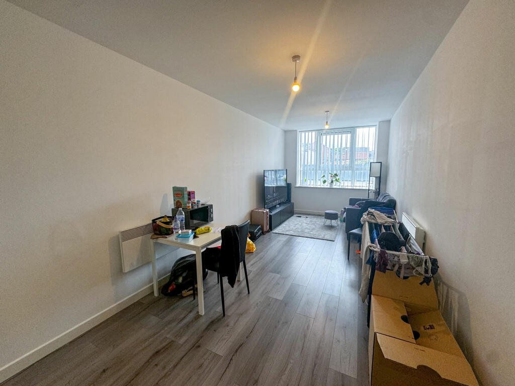 Additional image 4 of Card House, Bingley Road, Bradford, BD9 6FF