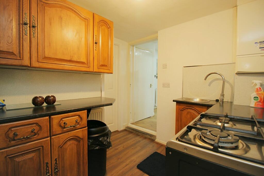 Additional image 20 of Leaventhorpe Avenue, Fairweather Green, Bradford, BD8