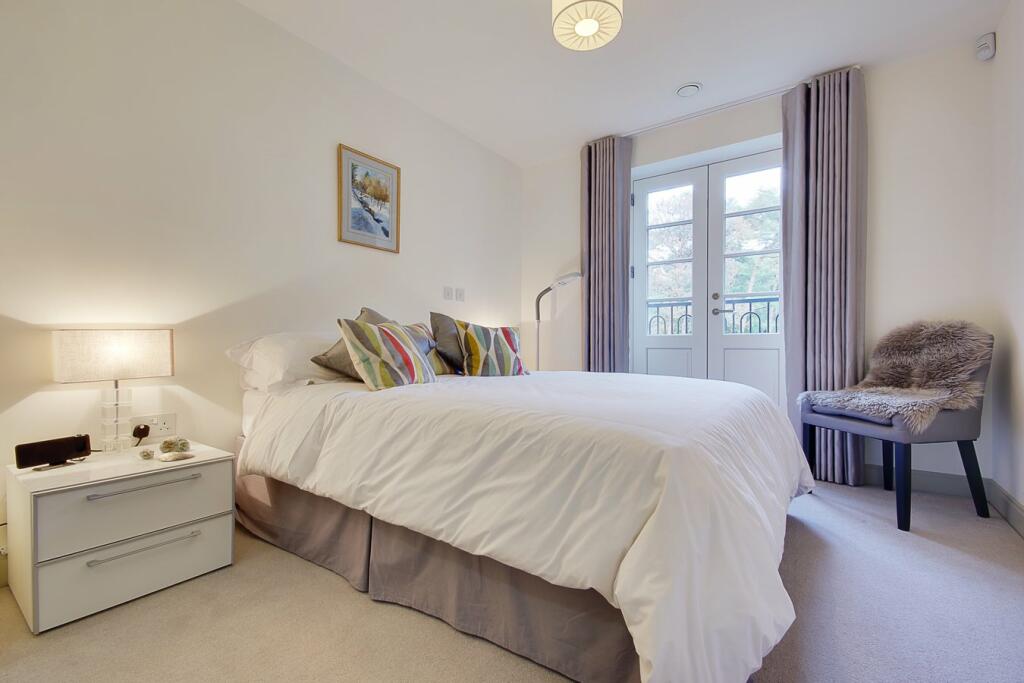 Additional image 16 of 154 Canford Cliffs Road, Canford Cliffs, Poole, BH13