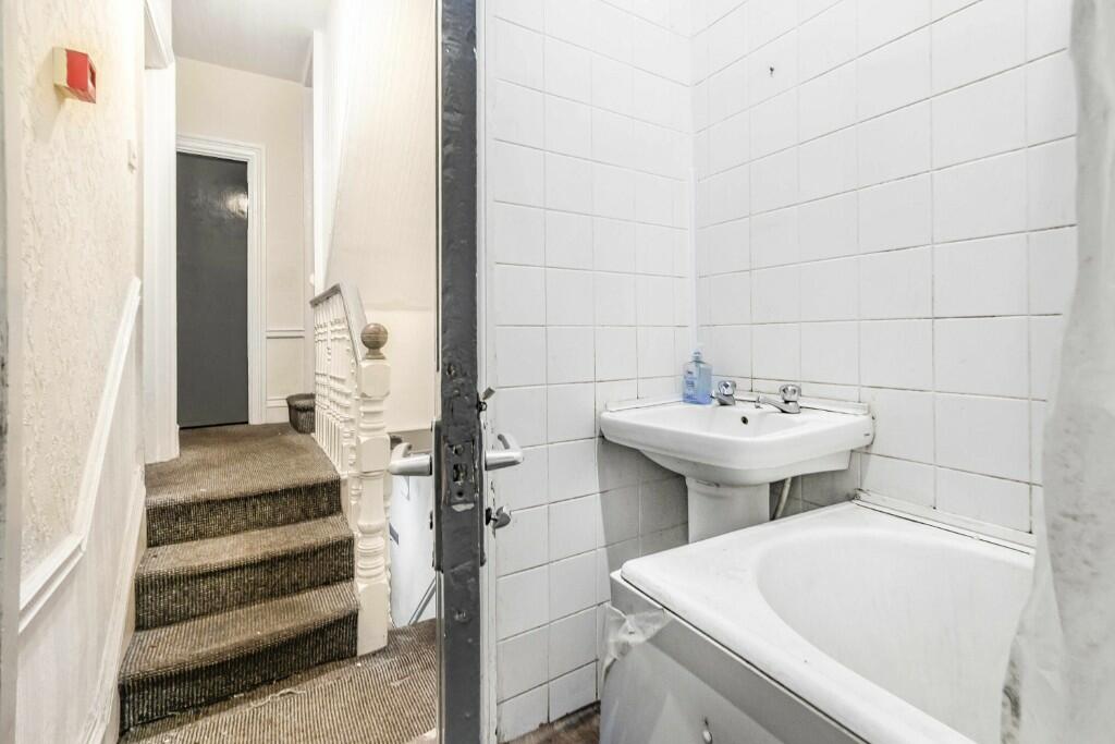 Additional image 8 of Spring Place, Bradford, BD7