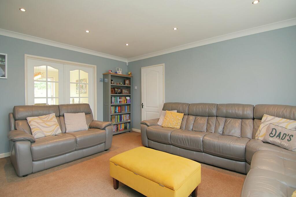 Additional image 4 of Roundhill Close, Queensbury, Bradford, BD13