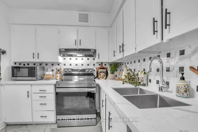 Additional image 27 of 3380 Eglinton Ave Unit 1412