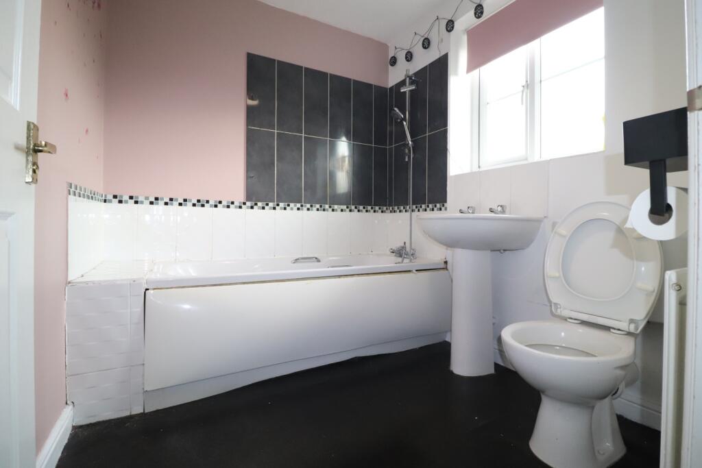 Additional image 13 of Wentworth Crescent, Bradford, West Yorkshire