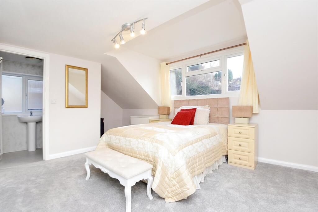 Additional image 2 of Moore Avenue, Bradford