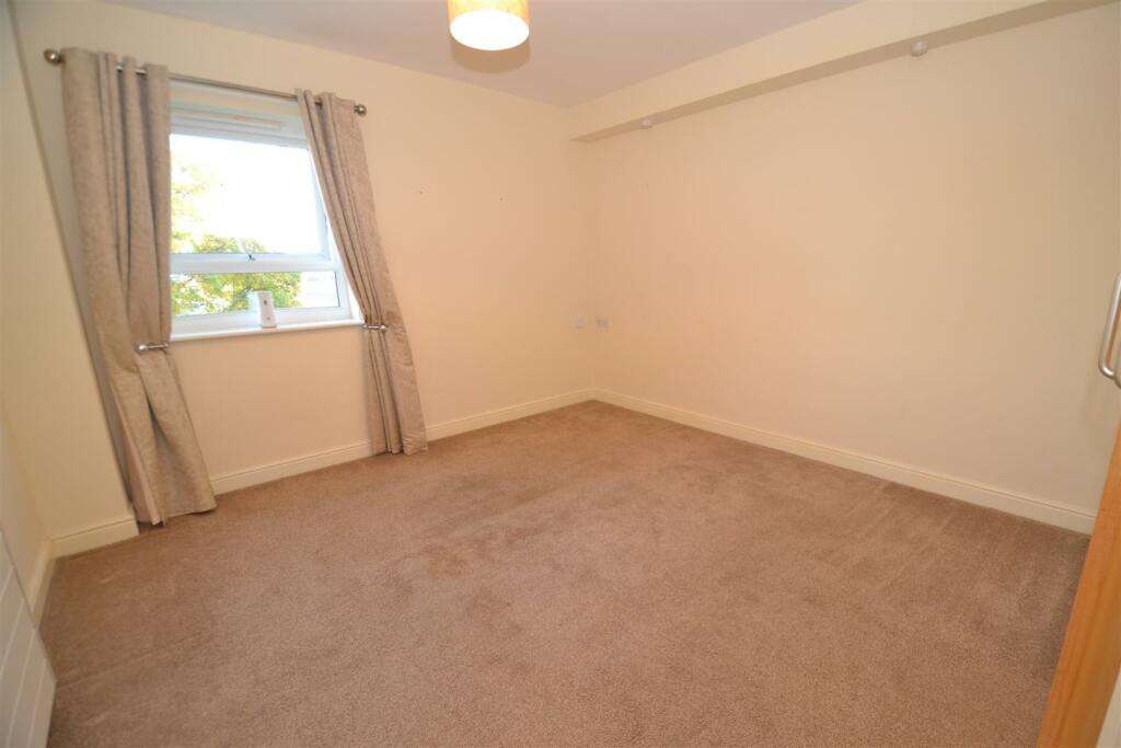 Additional image 8 of Rowanberries, Baldwin Lane, Clayton, Bradford