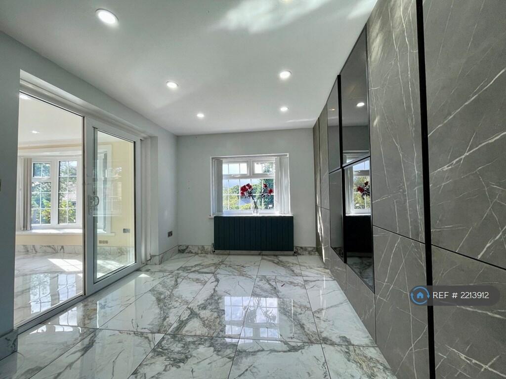 Additional image 19 of Hazel Walk, Bradford, BD9