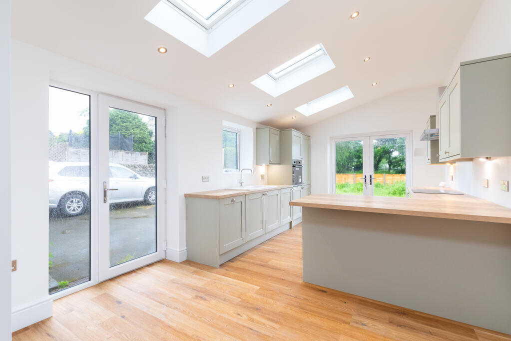 Additional image 6 of Otley Road, Eldwick, Bingley, West Yorkshire, BD16