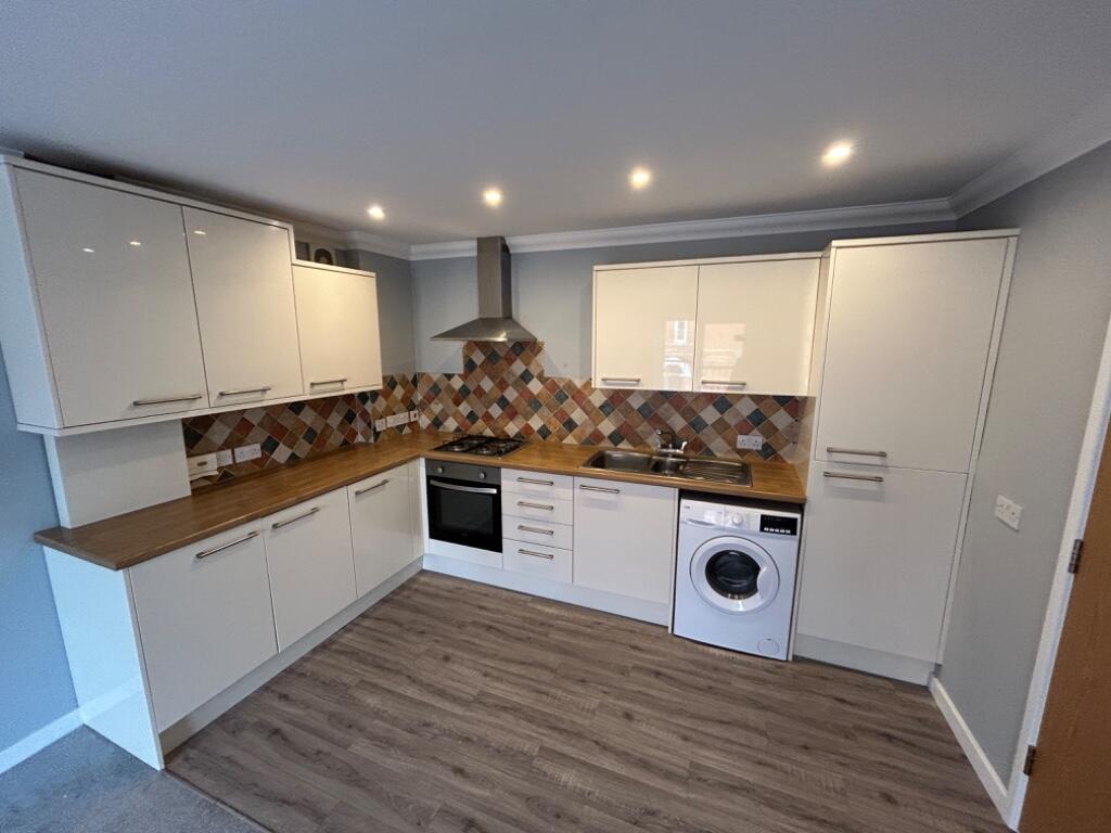 Additional image 4 of Ashley Road Parkstone, spacious flat with parking