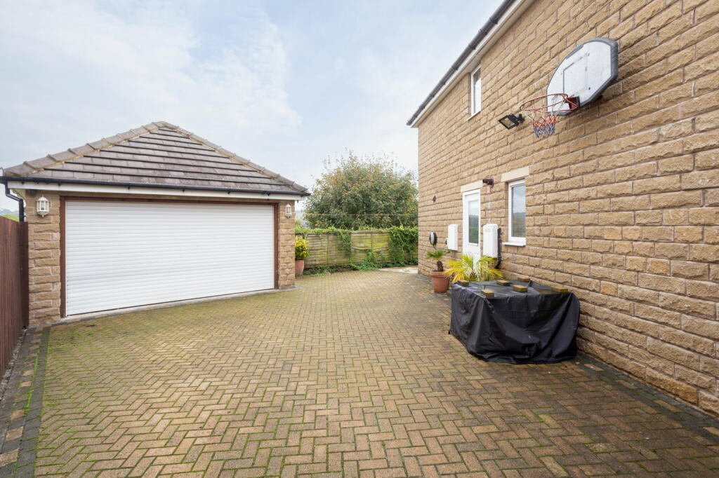 Additional image 42 of Overland Crescent, Bradford, BD10 9TG