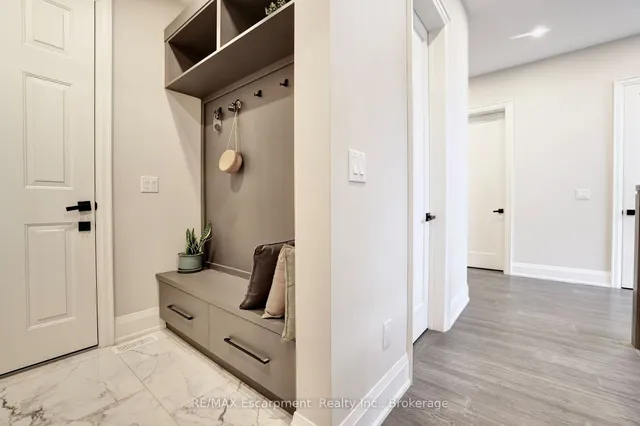 Additional image 14 of 560 Woodview Rd