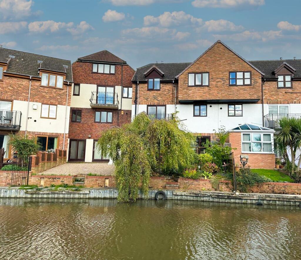 Additional image 34 of Wharfe Court, Silsden