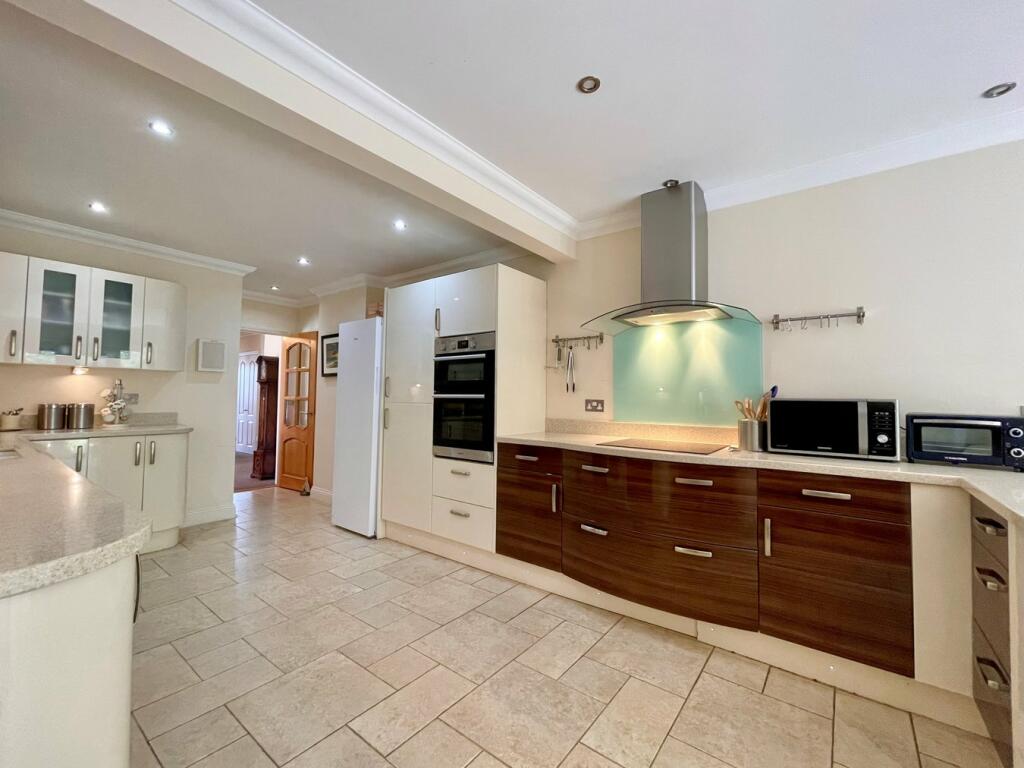 Additional image 9 of Lagado Close, Lilliput, BH14