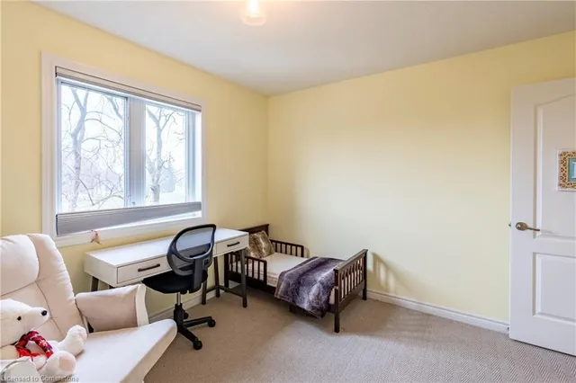 Additional image 28 of 33 Notchwood Crt