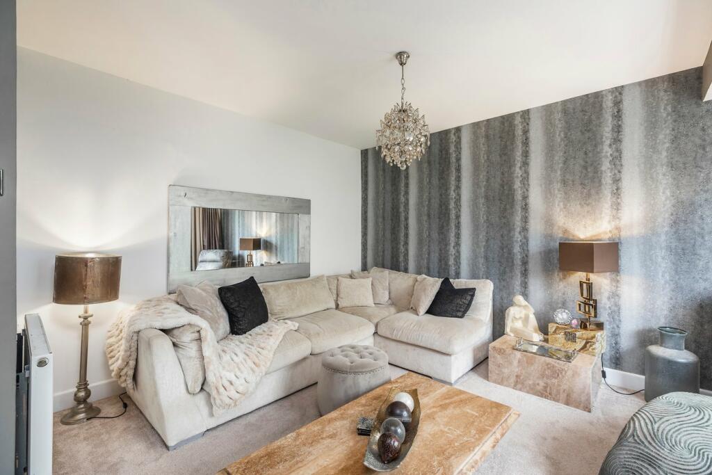 Additional image 6 of Castledene Crescent, Whitecliff, Poole, BH14