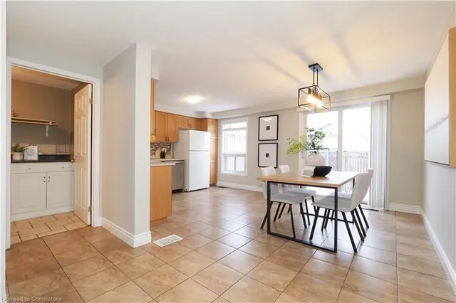 Additional image 5 of 32 Max Becker Dr