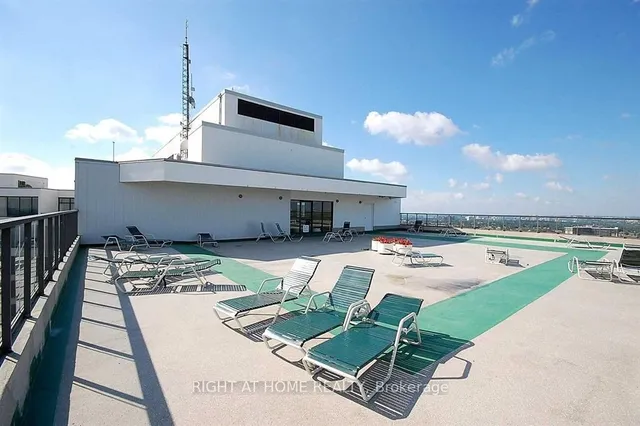 Additional image 21 of 1333 Bloor St Unit 1018